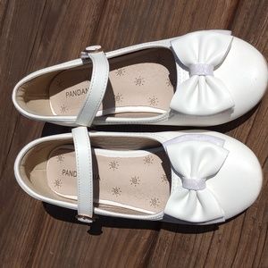 Size 1 Girls dress shoes